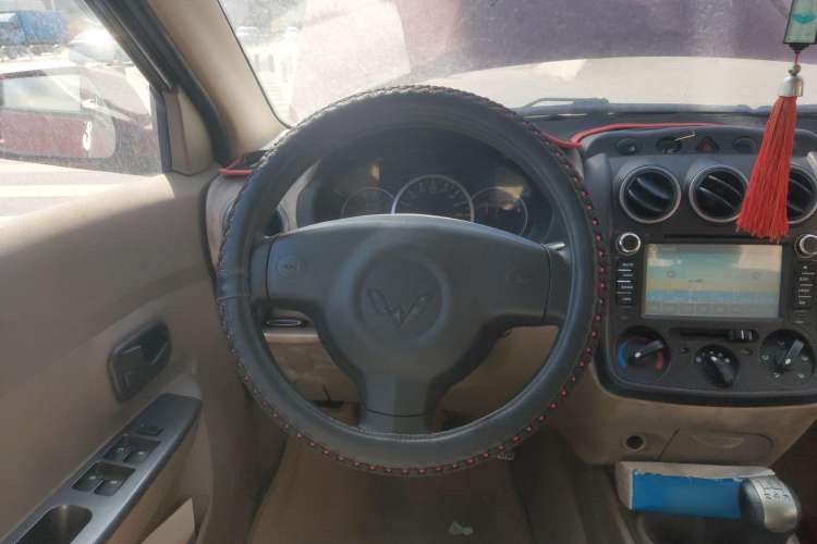 Used Wuling Hongguang 2010 1.4L Standard Version Steering Wheel