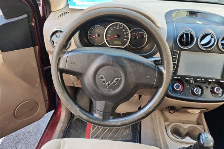 Used Wuling Hongguang 2010 1.4L Comfort Version Steering Wheel
