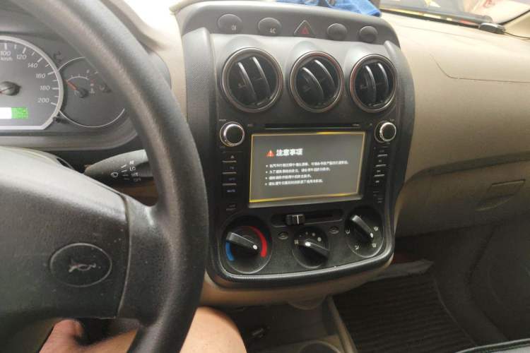 Used Wuling Hongguang 2010 1.2L Practical Version China IV Audio And AC Panel
