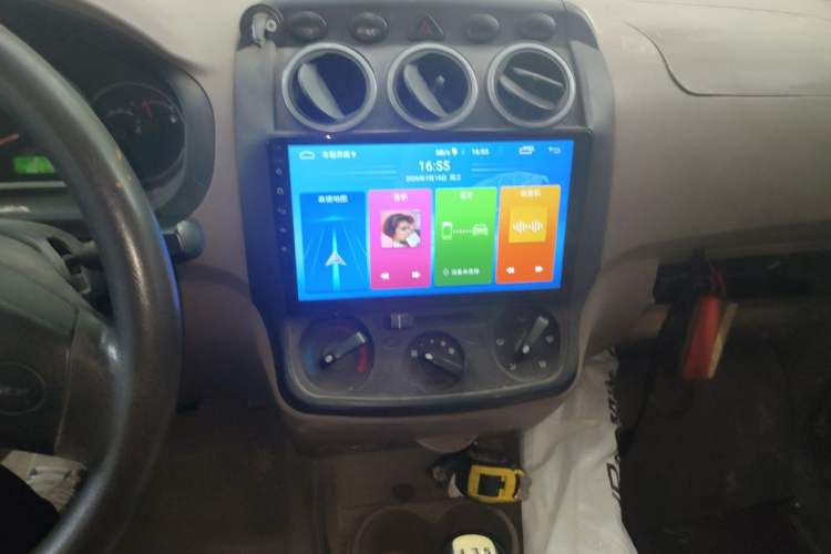 Used Wuling Hongguang 2010 1.2L Standard Version China IV Audio And AC Panel