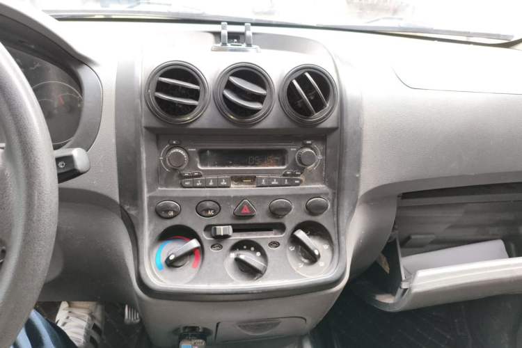 Used Wuling Hongguang 2010 1.4L Base Version Audio And AC Panel