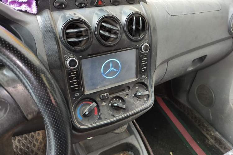 Used Wuling Hongguang 2010 1.2L Practical Version China IV Audio And AC Panel