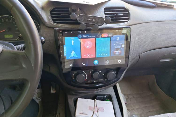 Used Wuling Hongguang 2010 1.2L Base Version China IV Standard Audio And AC Panel