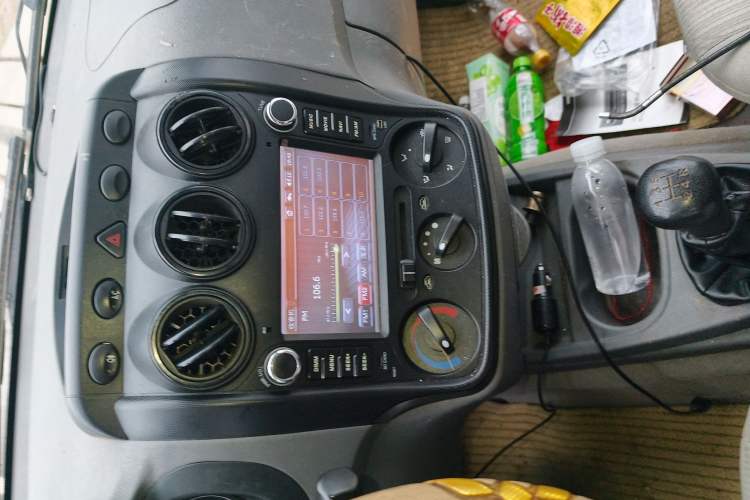 Used Wuling Hongguang 2010 1.2L Base Version China IV Standard Audio And AC Panel