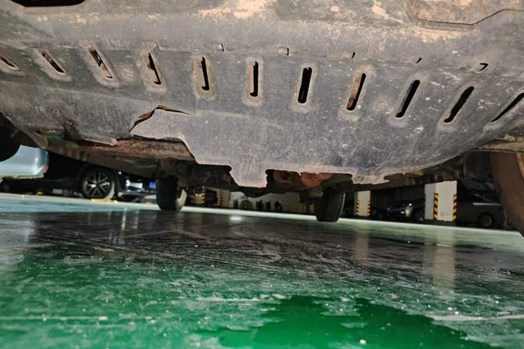 Used Wuling Hongguang 2010 1.2L Standard Version China IV Chassis Front