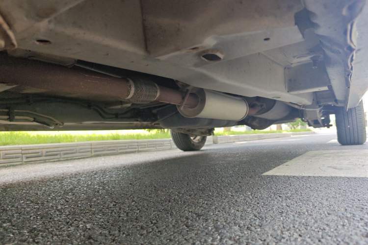 Used Wuling Hongguang 2010 1.4L Luxury Model Chassis Front Left