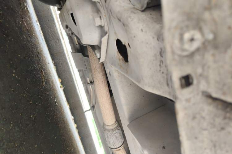 Used Wuling Hongguang 2010 1.4L Comfort Version Chassis Front Left