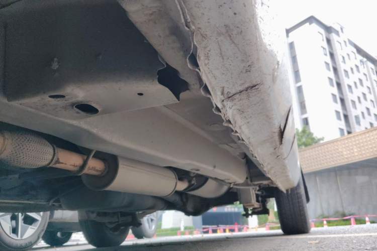 Used Wuling Hongguang 2010 1.2L Base Version China IV Standard Chassis Front Left