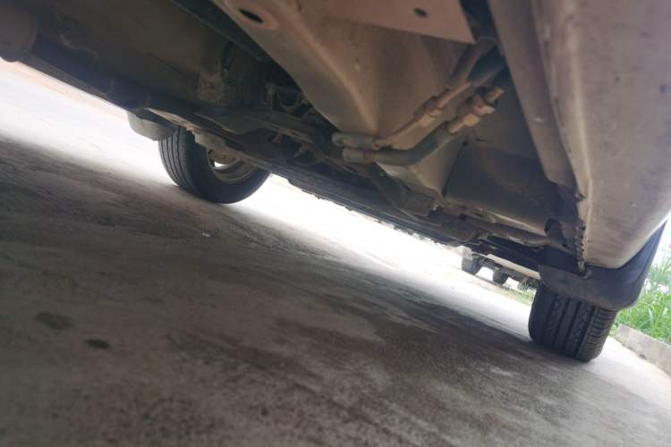 Used Wuling Hongguang 2010 1.4L Comfort Version Chassis Front Right