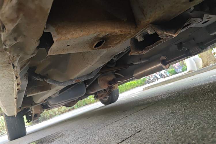 Used Wuling Hongguang 2010 1.4L Comfort Version Chassis Front Right