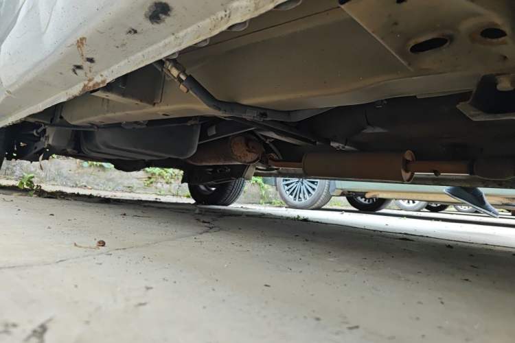Used Wuling Hongguang 2010 1.2L Base Version China IV Standard Chassis Front Right