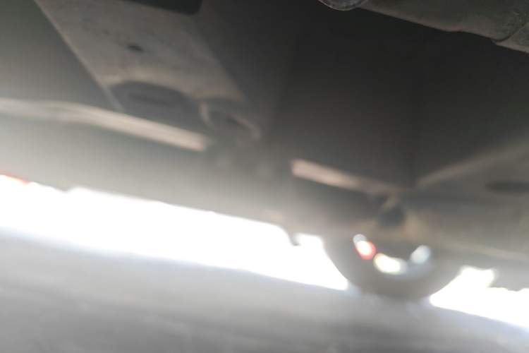 Used Wuling Hongguang 2010 1.4L Standard Version Chassis Front Right