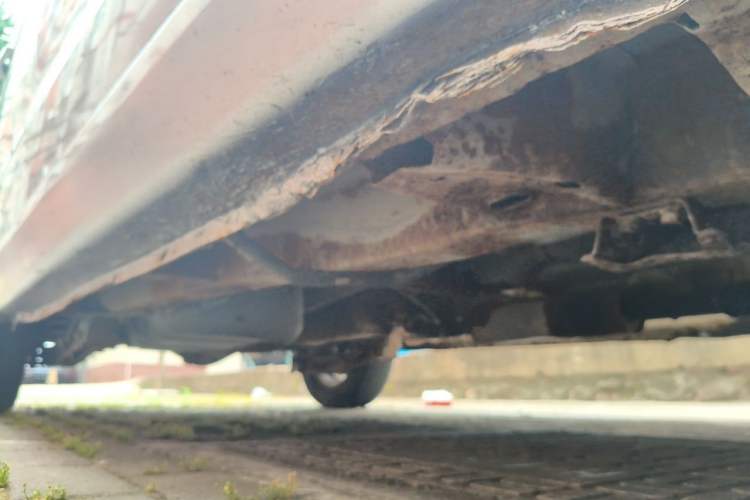 Used Wuling Hongguang 2010 1.4L Luxury Model Chassis Front Right