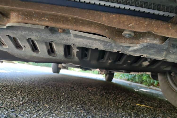 Used Wuling Hongguang 2010 1.2L Base Version China IV Standard Chassis Front