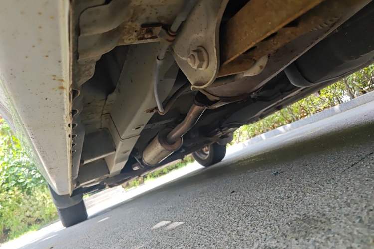 Used Wuling Hongguang 2010 1.4L Comfort Version Chassis Rear Left