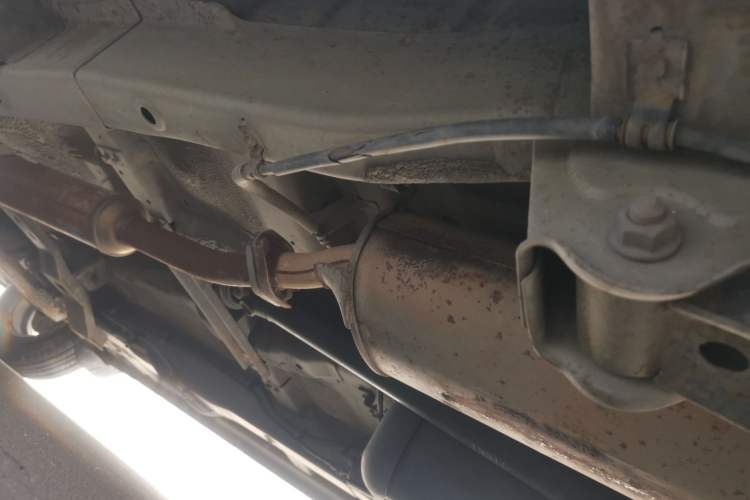 Used Wuling Hongguang 2010 1.2L Standard Version China IV Chassis Rear Left
