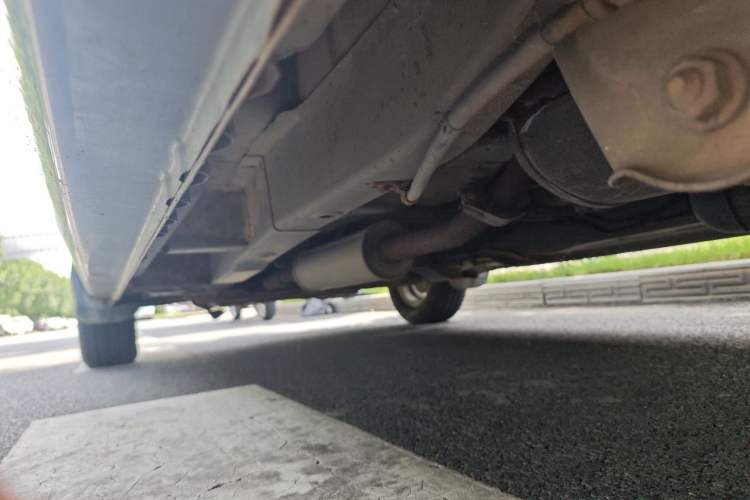 Used Wuling Hongguang 2010 1.4L Luxury Model Chassis Rear Left