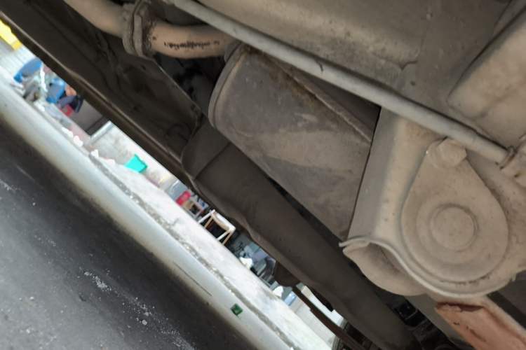 Used Wuling Hongguang 2010 1.2L Practical Version China IV Chassis Rear Left