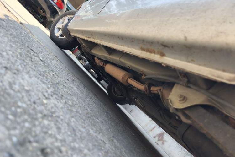 Used Wuling Hongguang 2010 1.2L Standard Version China IV Chassis Rear Left