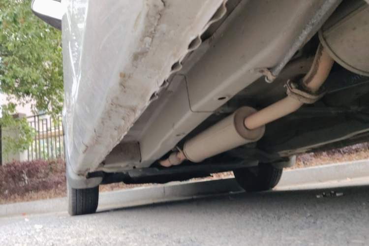 Used Wuling Hongguang 2010 1.2L Base Version China IV Standard Chassis Rear Left