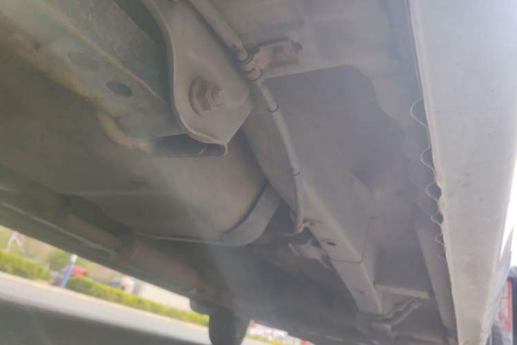 Used Wuling Hongguang 2010 1.2L Standard Version China IV Chassis Rear Right