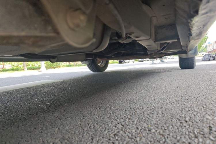 Used Wuling Hongguang 2010 1.4L Luxury Model Chassis Rear Right