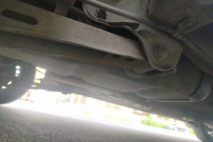 Used Wuling Hongguang 2010 1.2L Practical Version China IV Chassis Rear Right