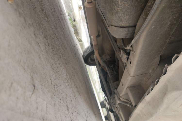 Used Wuling Hongguang 2010 1.2L Standard Version China IV Chassis Rear Right