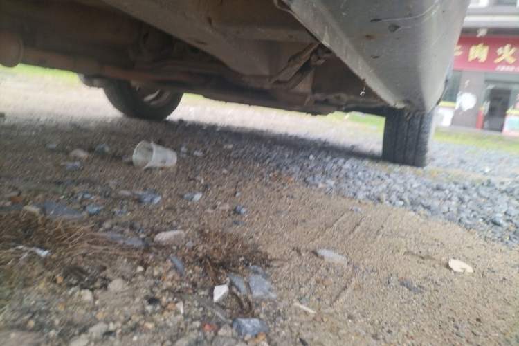 Used Wuling Hongguang 2010 1.4L Standard Version Chassis Rear Right