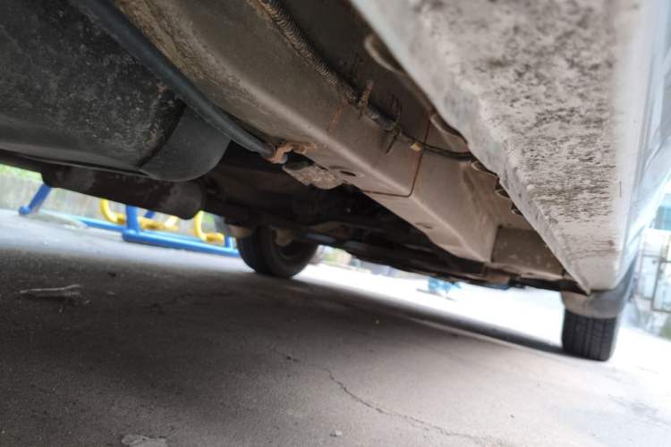 Used Wuling Hongguang 2010 1.4L Base Version Chassis Rear Right