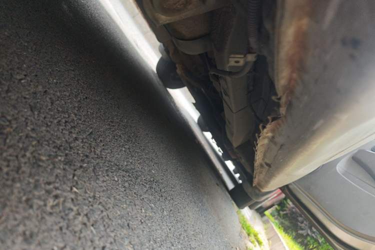 Used Wuling Hongguang 2010 1.2L Base Version China IV Standard Chassis Rear Right