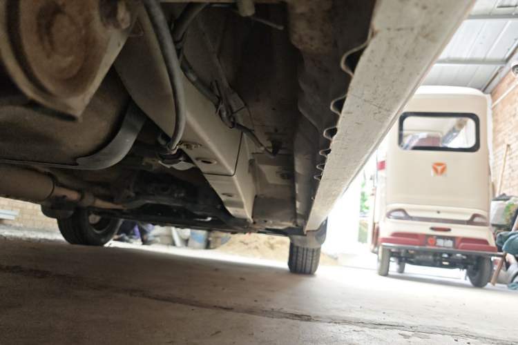 Used Wuling Hongguang 2010 1.2L Base Version China IV Standard Chassis Rear Right