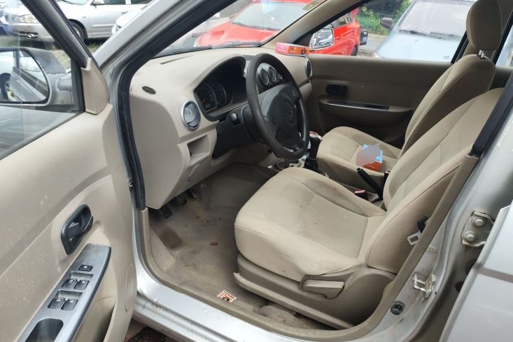 Used Wuling Hongguang 2010 1.2L Standard Version China IV Driver Seat