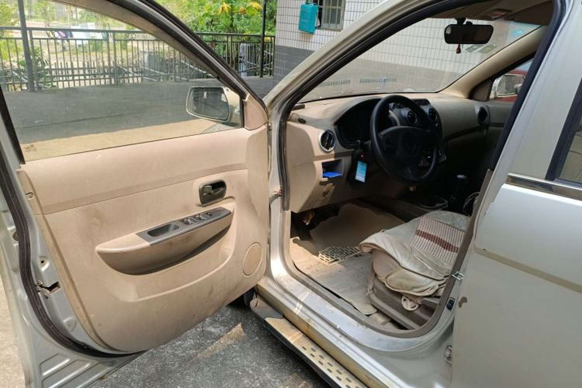 Used Wuling Hongguang 2010 1.2L Standard Version China IV Driver Seat