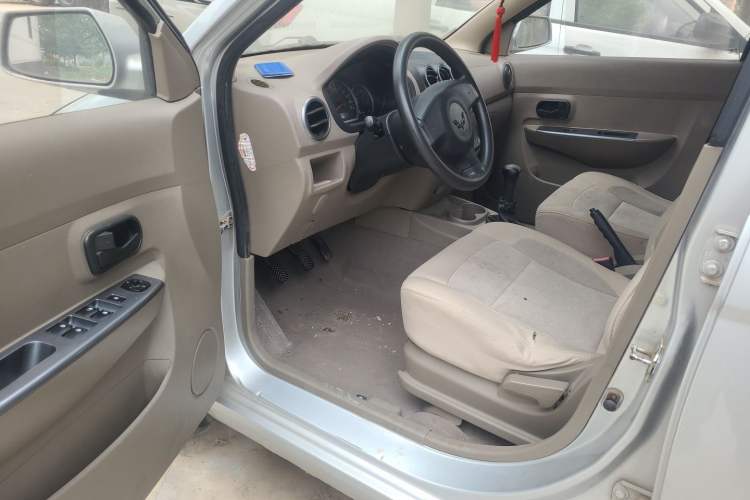 Used Wuling Hongguang 2010 1.4L Practical Version Driver Seat