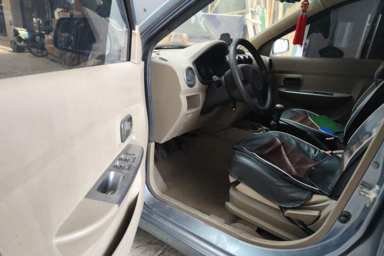 Used Wuling Hongguang 2010 1.2L Practical Version China IV Driver Seat