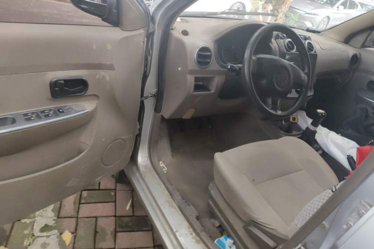 Used Wuling Hongguang 2010 1.2L Standard Version China IV Driver Seat