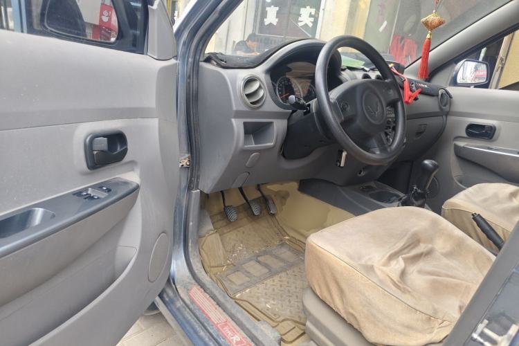 Used Wuling Hongguang 2010 1.2L Base Version China IV Standard Driver Seat