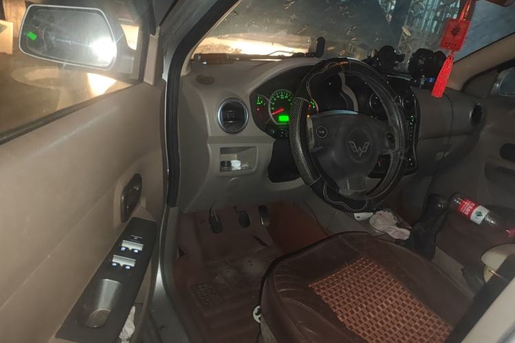 Used Wuling Hongguang 2010 1.2L Standard Version China IV Driver Seat