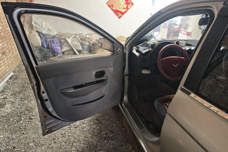 Used Wuling Hongguang 2010 1.2L Base Version China IV Standard Driver Seat