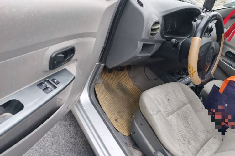 Used Wuling Hongguang 2010 1.2L Base Version China IV Standard Driver Seat