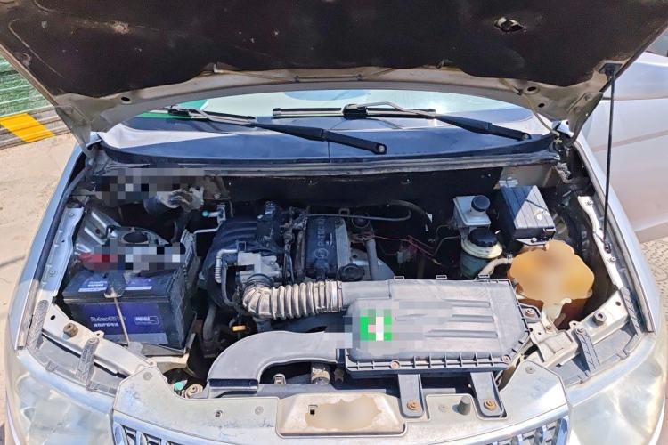 Used Wuling Hongguang 2010 1.2L Comfort Edition China IV Engine Bay
