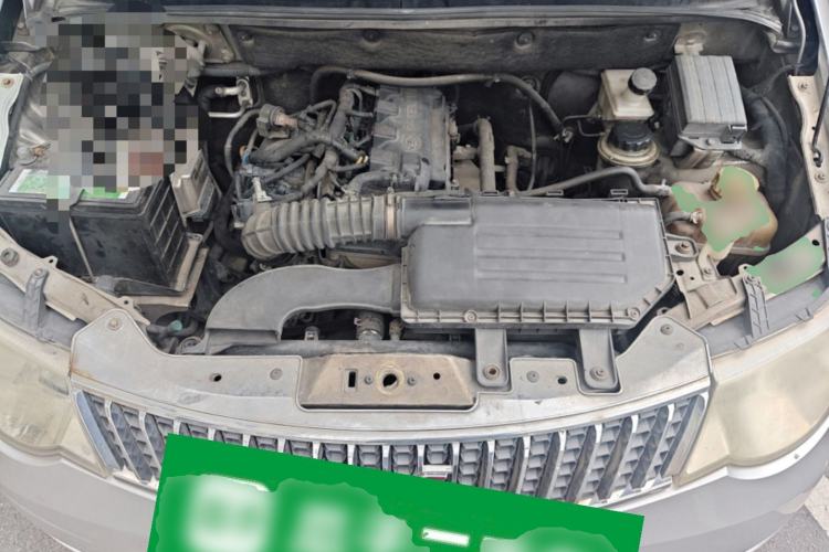 Used Wuling Hongguang 2010 1.4L Comfort Version Engine Bay