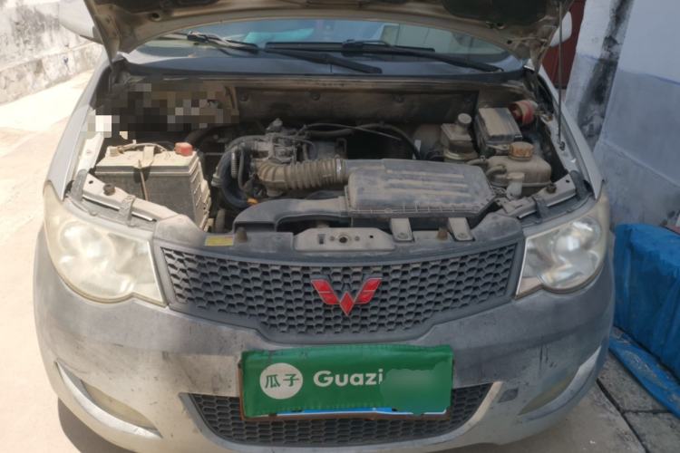 Used Wuling Hongguang 2010 1.2L Standard Version China IV Engine Bay