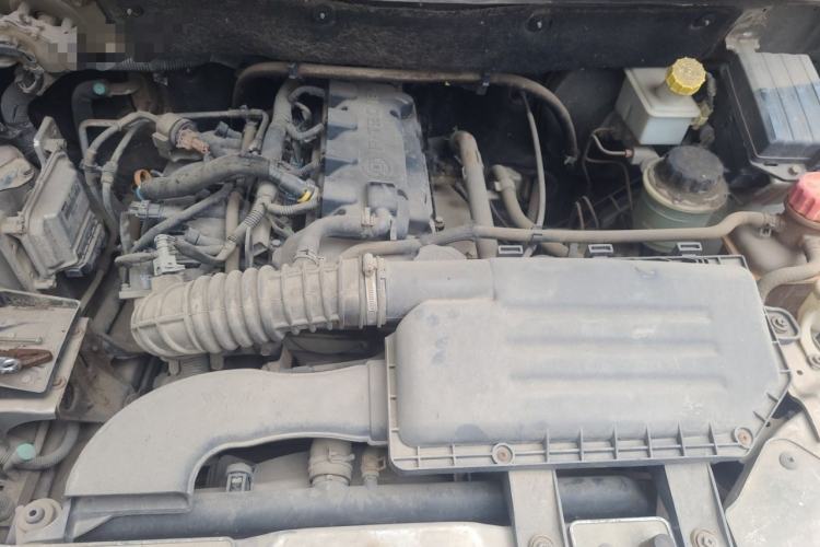 Used Wuling Hongguang 2010 1.4L Practical Version Engine Bay