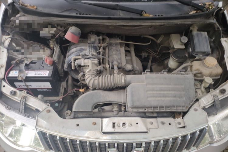 Used Wuling Hongguang 2010 1.2L Standard Version China IV Engine Bay