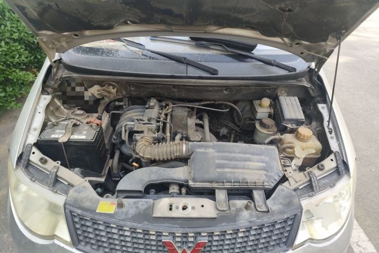 Used Wuling Hongguang 2010 1.2L Practical Version China IV Engine Bay
