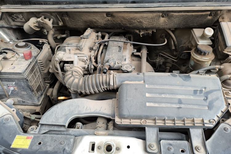 Used Wuling Hongguang 2010 1.2L Practical Version China IV Engine Bay