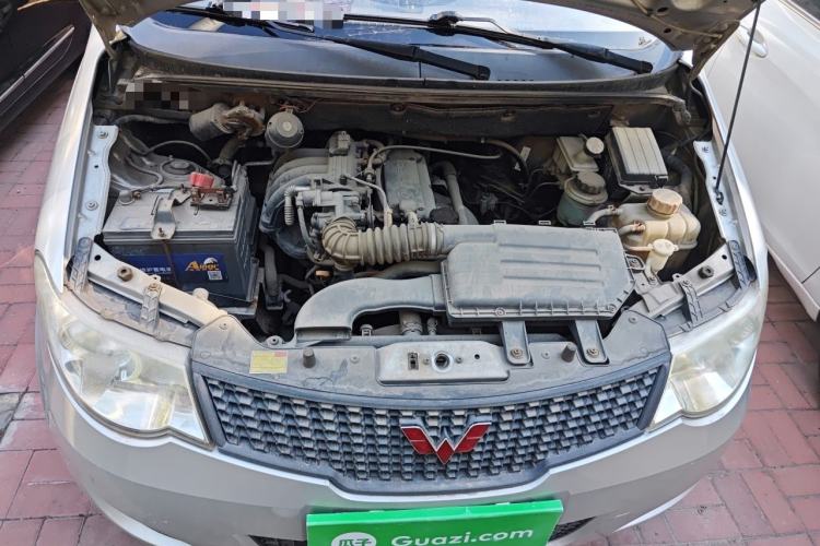 Used Wuling Hongguang 2010 1.2L Base Version China IV Standard Engine Bay