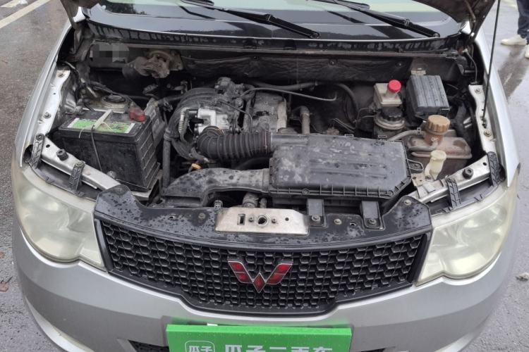 Used Wuling Hongguang 2010 1.2L Comfort Edition China IV Engine Bay
